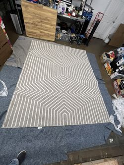 Gertmenian 8 X 10 Indoor Outdoor Rug