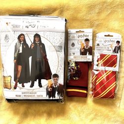 Harry Potter Gryffindor Robe Bundle