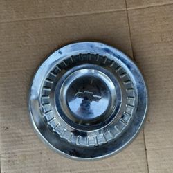 65-66 Chevy Car Hubcap 