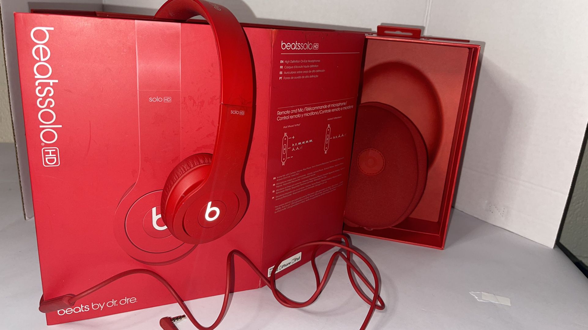 Beats 🎧 Solo HD With Box 