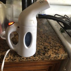 Imagine Lsteam  Clothes Steamer  Good Condition 