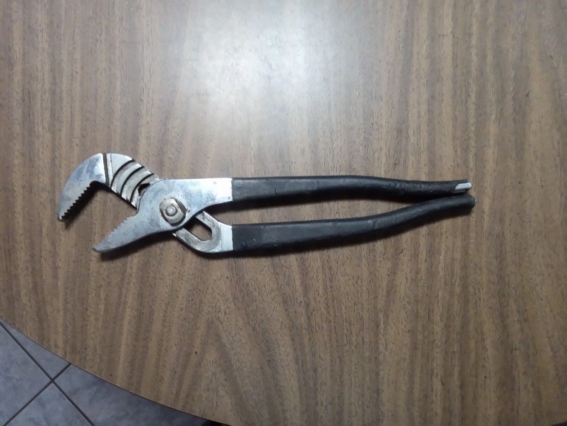 Craftsman 12 " Arc-Joint Pliers