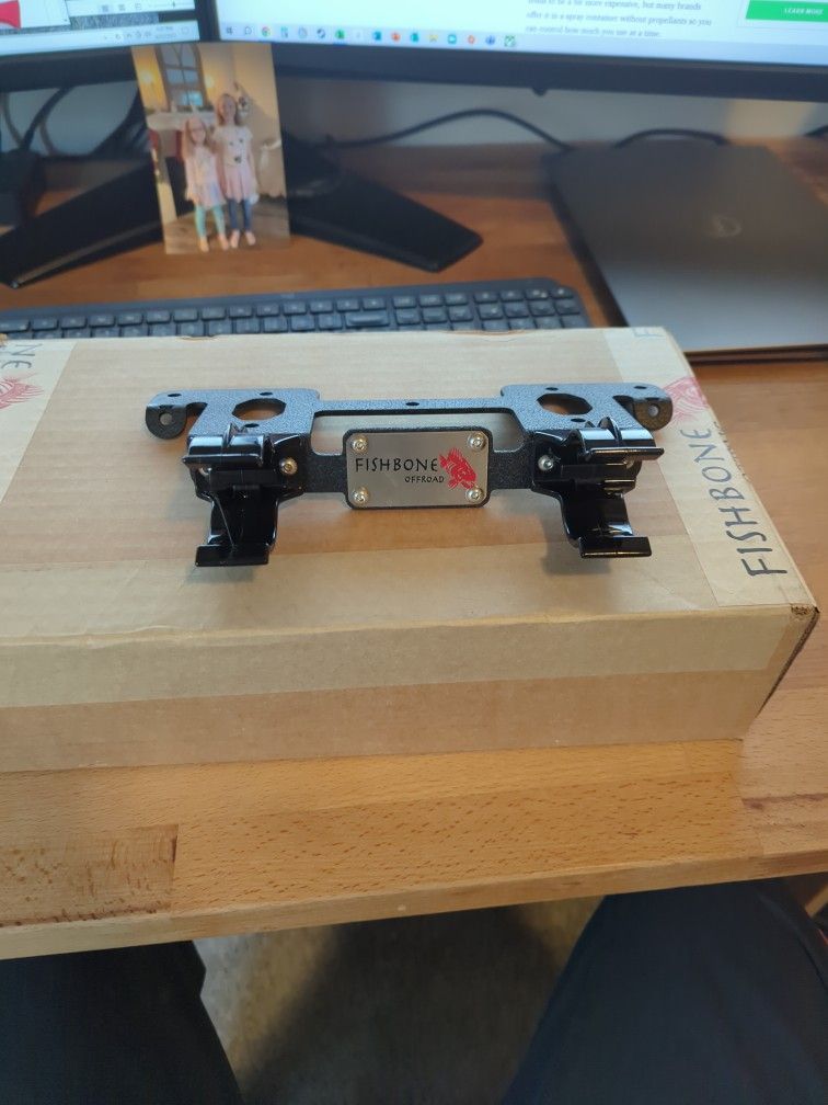 Fishbone Jeep JL Mag Light Holder