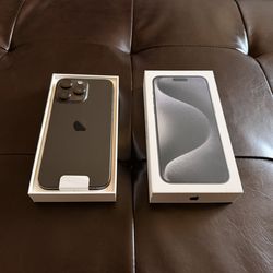 Like New iPhone 15 Pro Max 256GB Black Titanium Unlocked And Cleared For Use