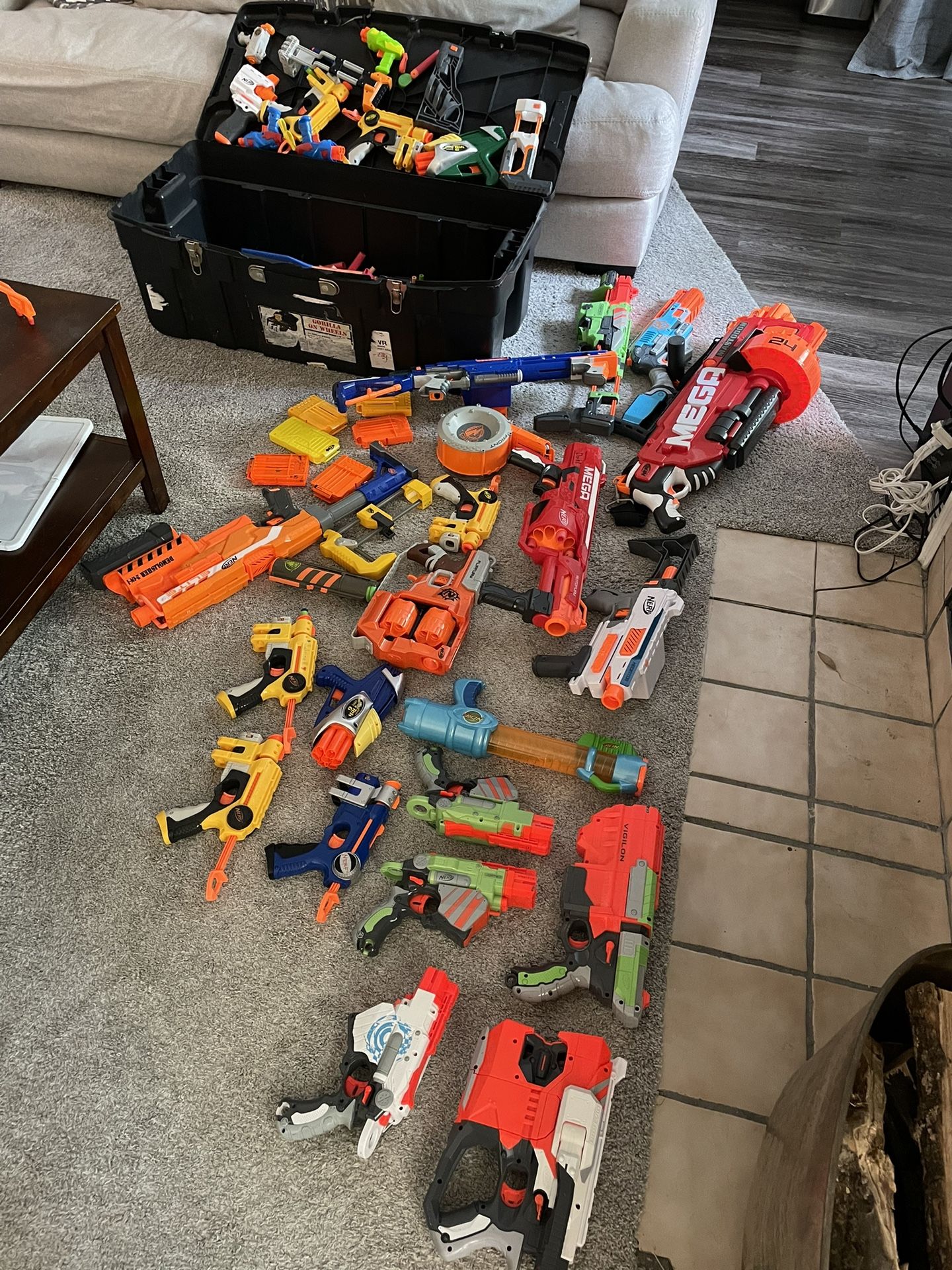 Roblox Pulse Laser Motorized Nerf Gun for Sale in Arlington, TX - OfferUp