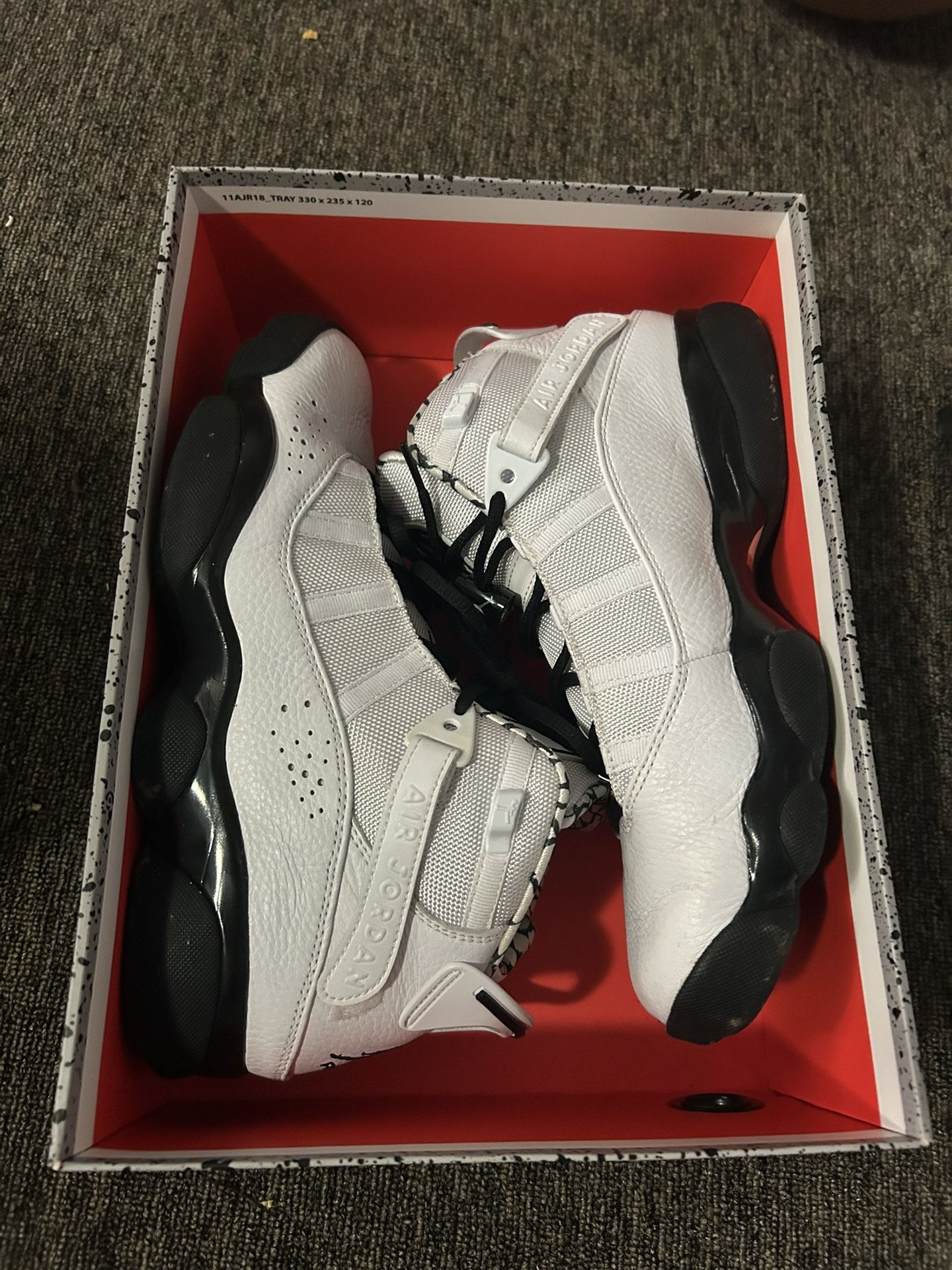 Jordan Six Rings Motor Sport | Color: Black/White
