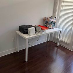 IKEA WHITE TABLE