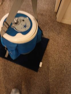 Dallas cowboys ice cooler with back pack straps