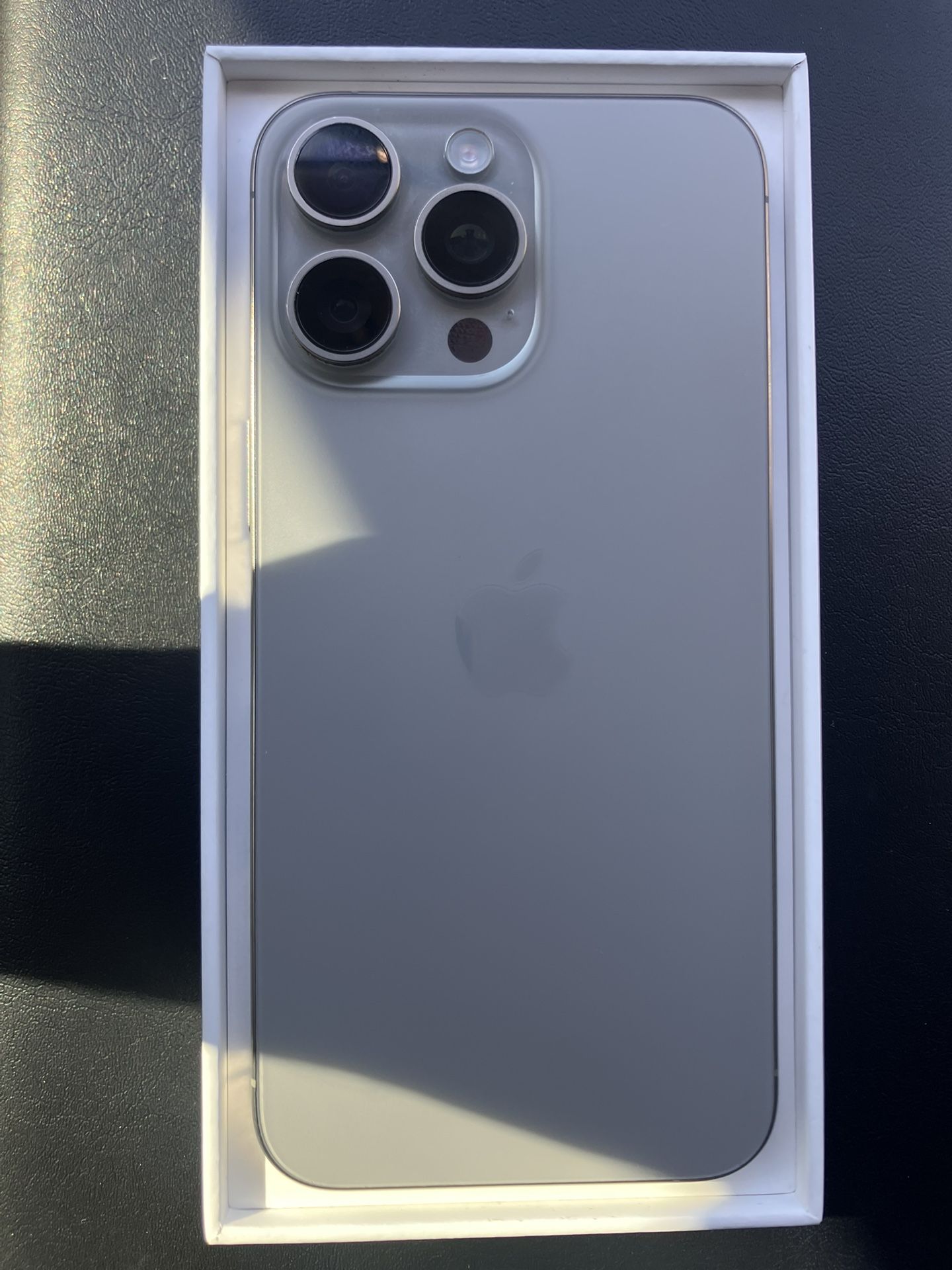 Iphone 15 Pro Max 512GB ANY CARRIER UNLOCKED