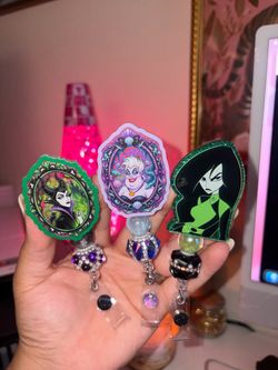 Custom Badge reels