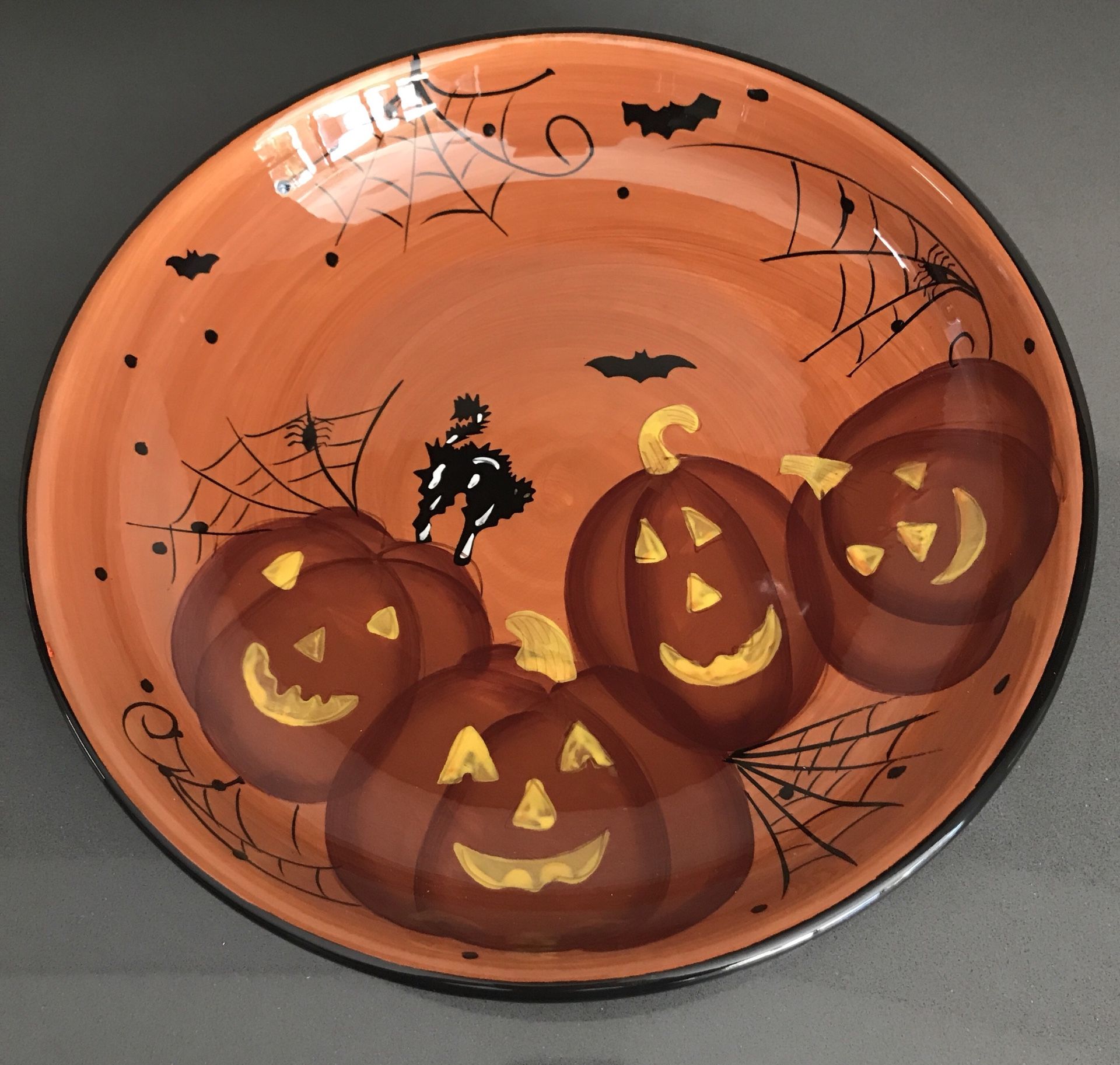 Laurie Gates Ware Large Halloween Bowl