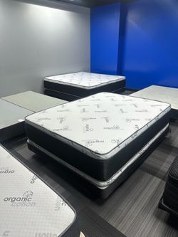 Huge sale for Mattress And Box Twin size #mattress and box 150.$ full 190$ Queen 200$ king 290$. free delivery free set up 708….289…7715… cash or Zell