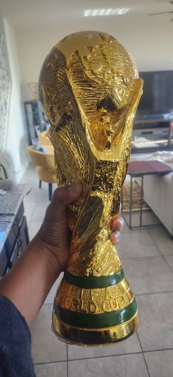 FIFA World Cup Trophy 1:1 Size