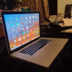 Excelente Laptop Apple Macbook Pro De 13 Pulgadas Procesador i5 Con Programas 