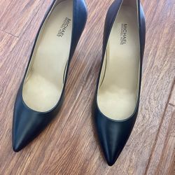 Michael Kors Natural Leather Heels 