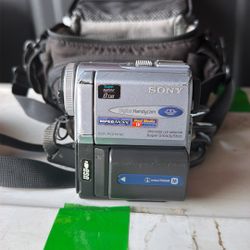 Sony HandyCam DCRPC9