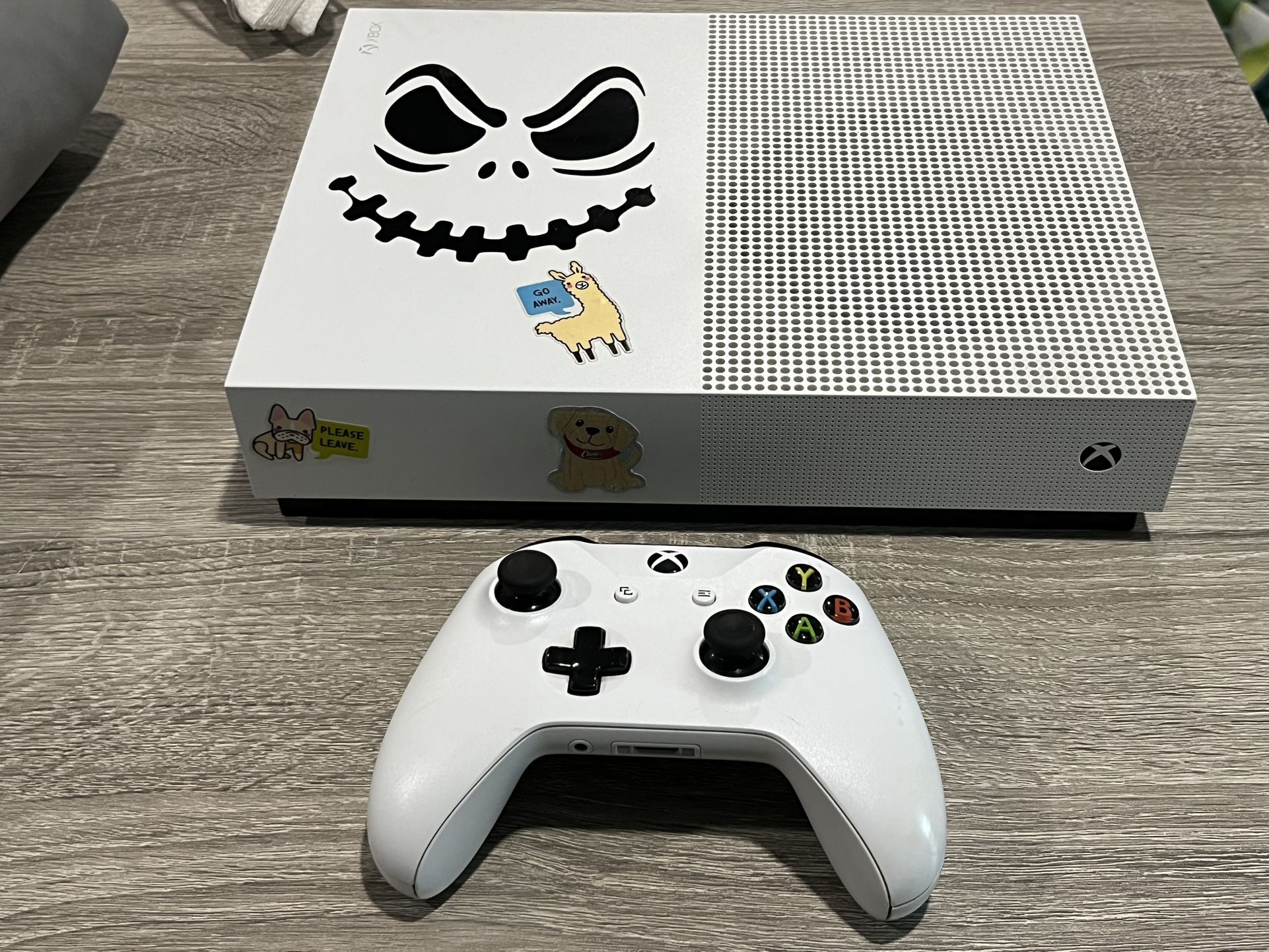 Xbox One S All Digital 1 TB Storage