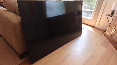 Element 75" 4k flat screen TV