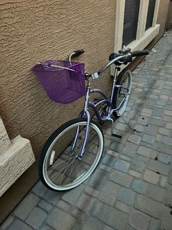 Electra Beach Cruiser Bike — Purple, w/ Basket needs repairs