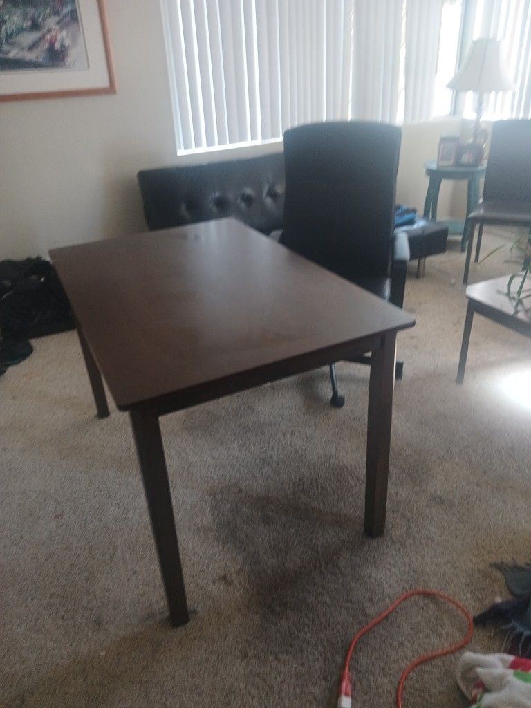 Table and office chair or seperate?