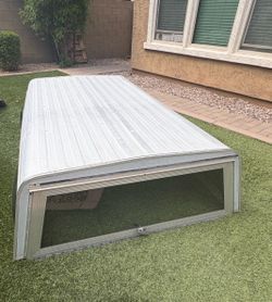 ONLY $200: 8ft Long-Bed Camper Shell for a 1994 Chevrolet Silverado In Good Condition.