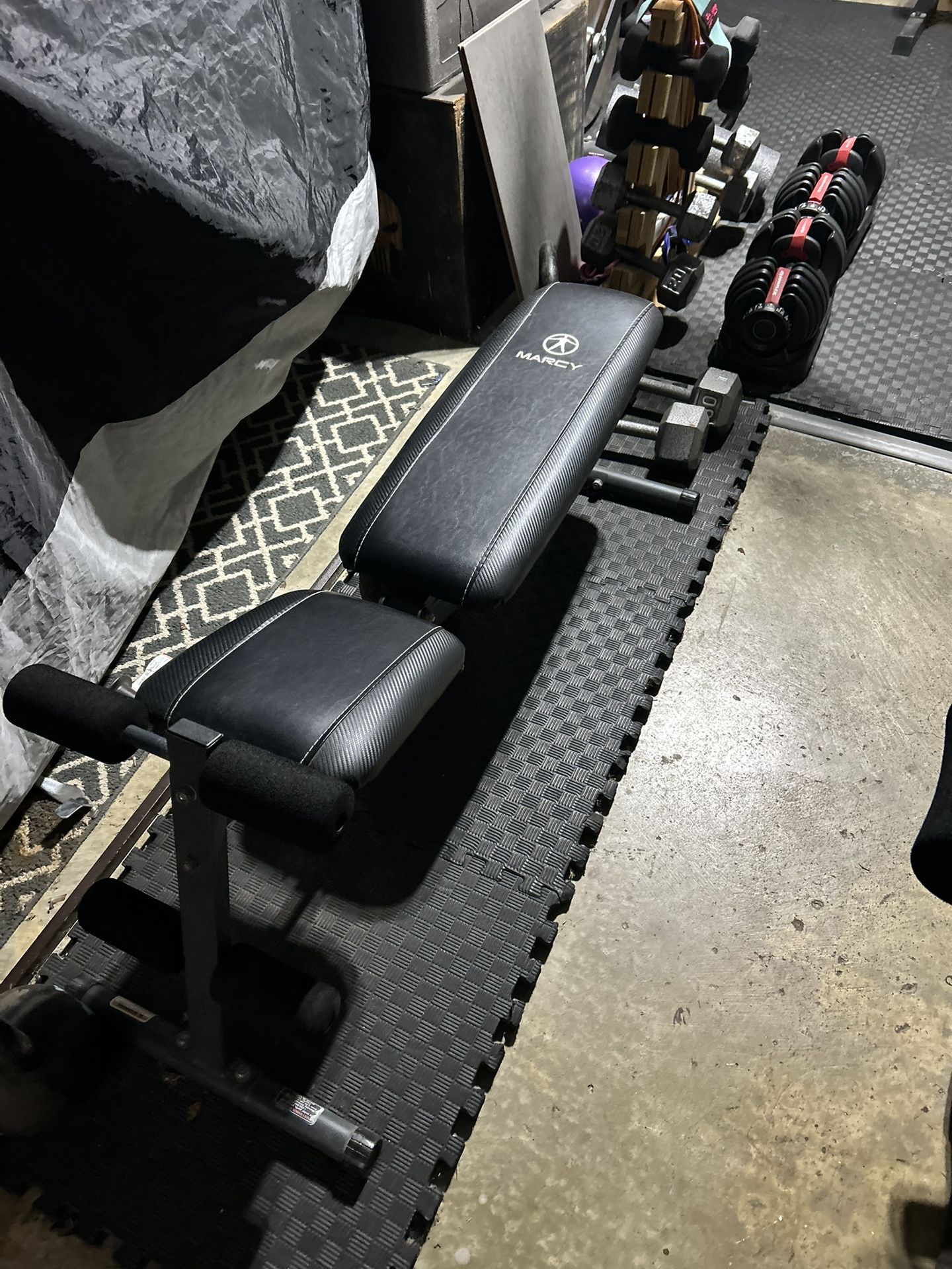 Adjustable Weight Bench