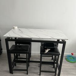 Counter Height Table With Stools 