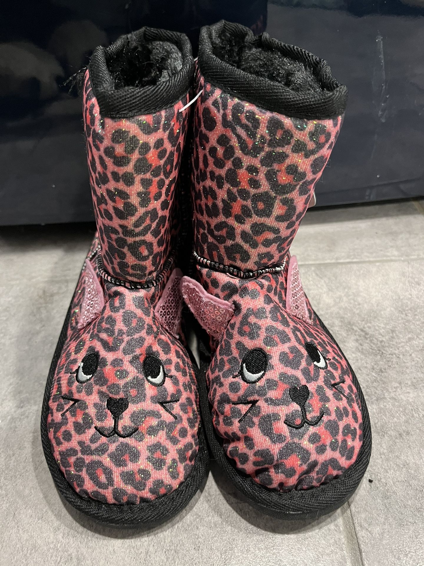 New Muk Luks Girls Leopard Warm Boots Sz 3