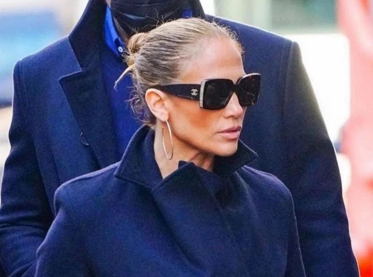 New Channel women Sunglasses Black And Gold