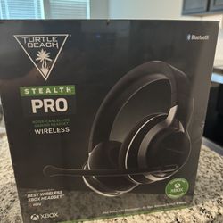 Turtle Beach Stealth Pro Multiplatform Wireless Noise-Cancelling Gaming Headset for Xbox Series X|S, Xbox One, PS5, PS4, PC, Mac, Switch, & Mobile – 5