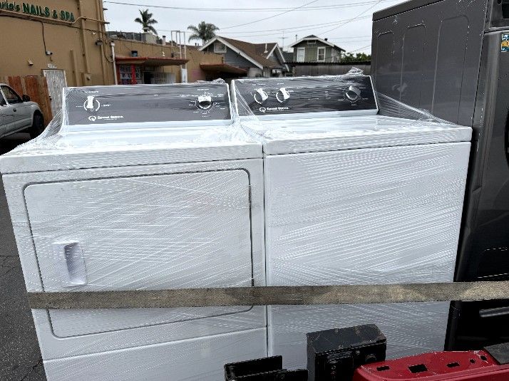 Speedqueen Commercial Washer And Dryer Open Box