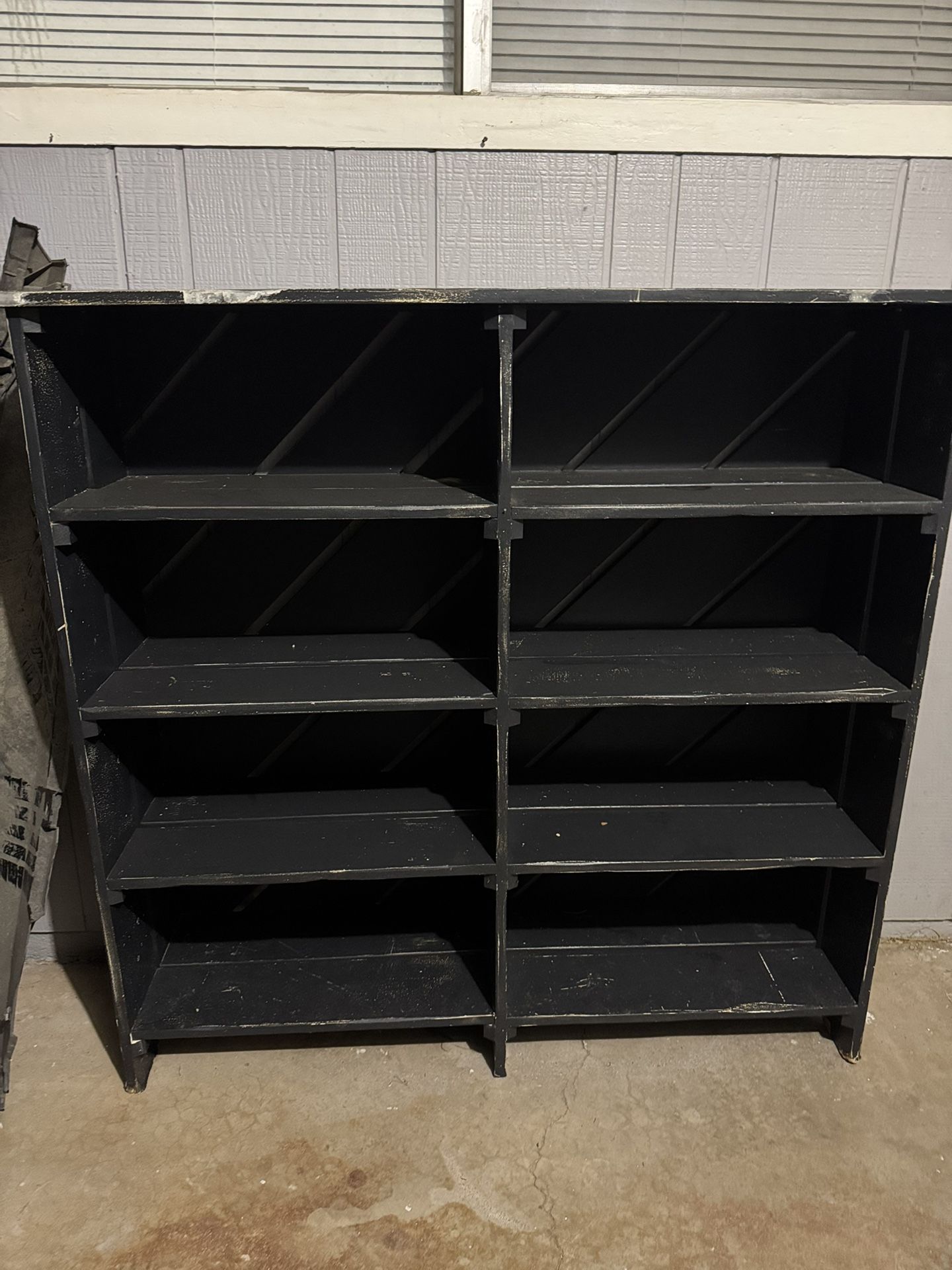 Black Wood Shelve !