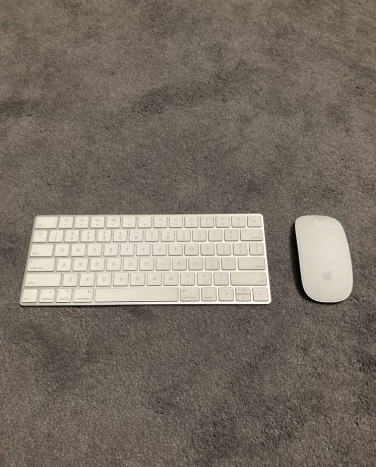 Apple Magic Keyboard and Mouse 2nd Generation Set
