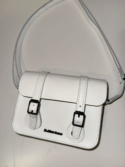 Dr. Martens White 7in Satchel 