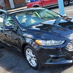 2014 Ford Fusion SE Clean Title 