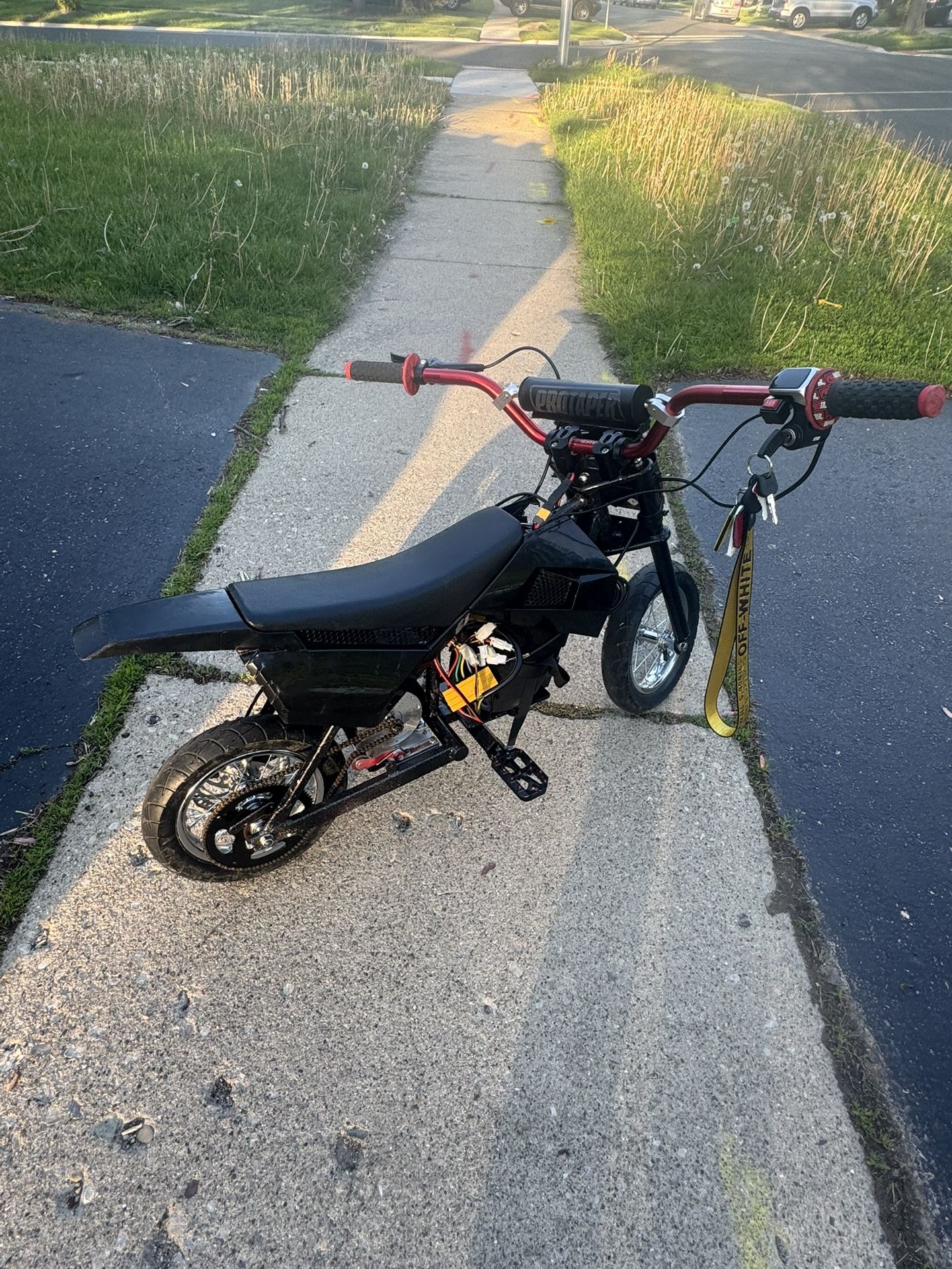 Modded Razor Mx350 48v 2000w 14ah