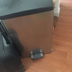 Trash Can