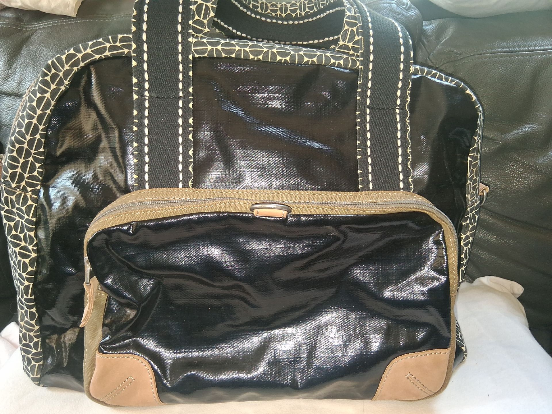 Travel bag