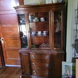 China Hutch And Buffet