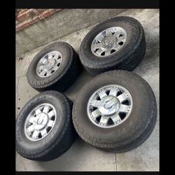 4 X 35x12.50r17LT 8x6.5 8x165.1 Hummer H2 Stock Chrome Wheels Rims With Tires