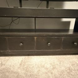 Modern TV Stand / Media Console – $50