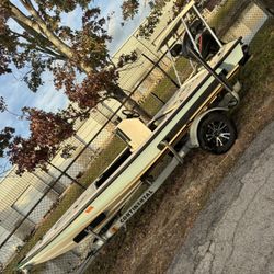 16’ Skinny Water Pacer Flats Boat