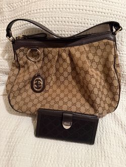 Gucci Beige/Black Sukey Hobo Shoulder Bag Monogrammed Canvas with wallet