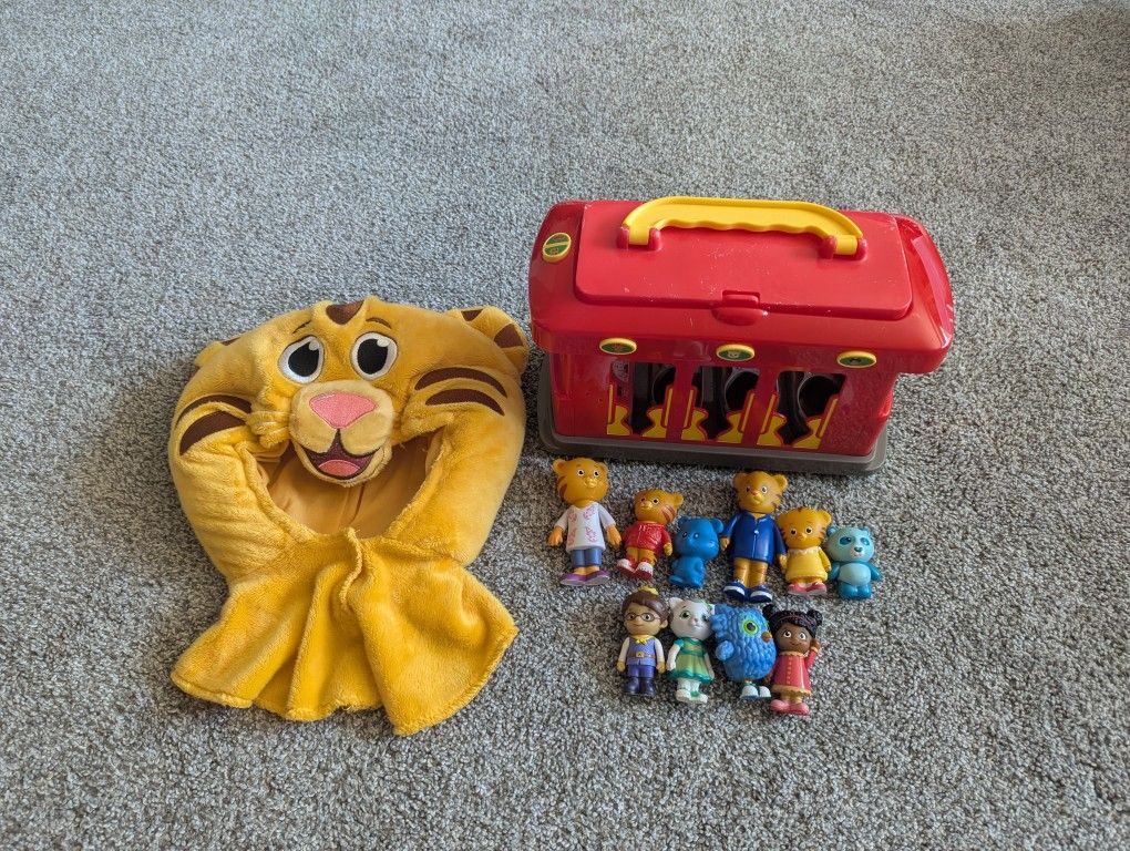 Daniel Tiger Trolley, Costume, 6 Figures