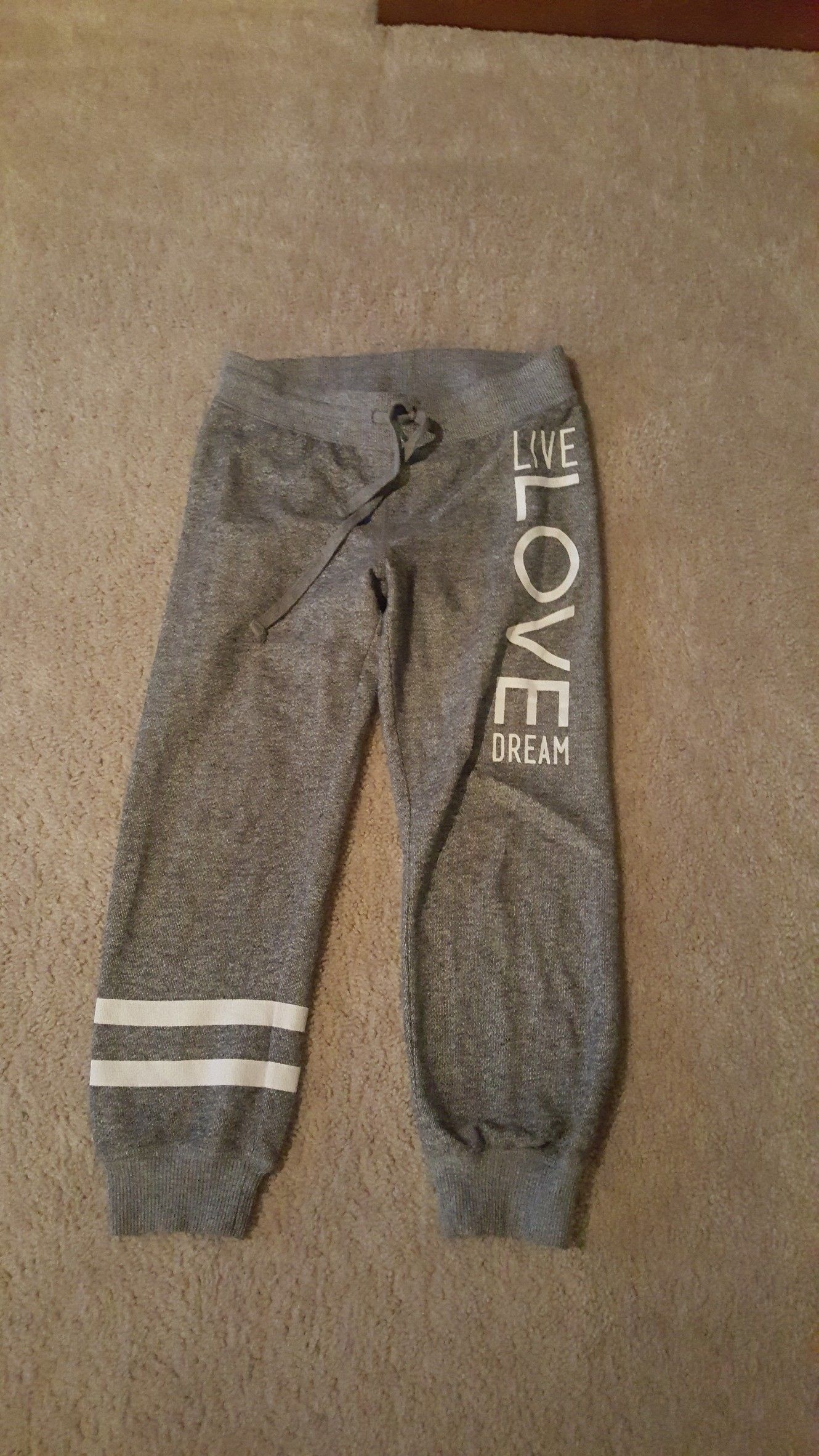 Size small like new. Must pick up in Surprise