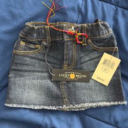 Lucky Brand Skirt 3T $20obo