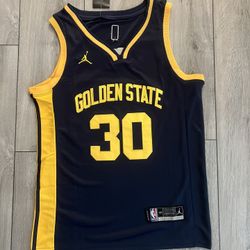 Brand New Golden State Jersey - Step Curry - 