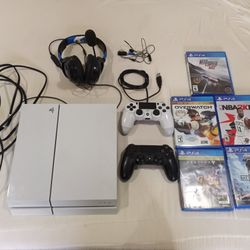 PS4 Bundle Original Destiny Edition White