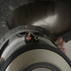 10 In JL Audio 10W3v3-4 With Sub Box