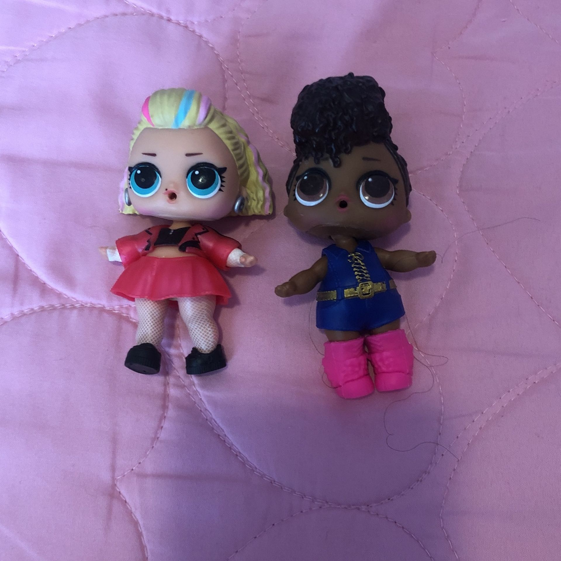 2 LOL dolls